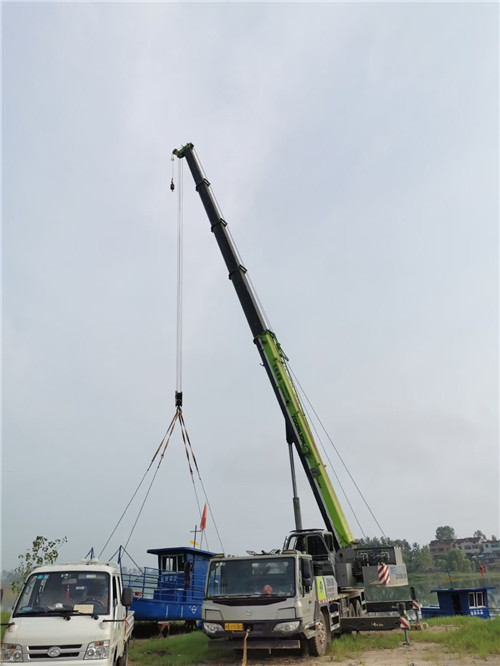 河口区桥梁建设吊装案例